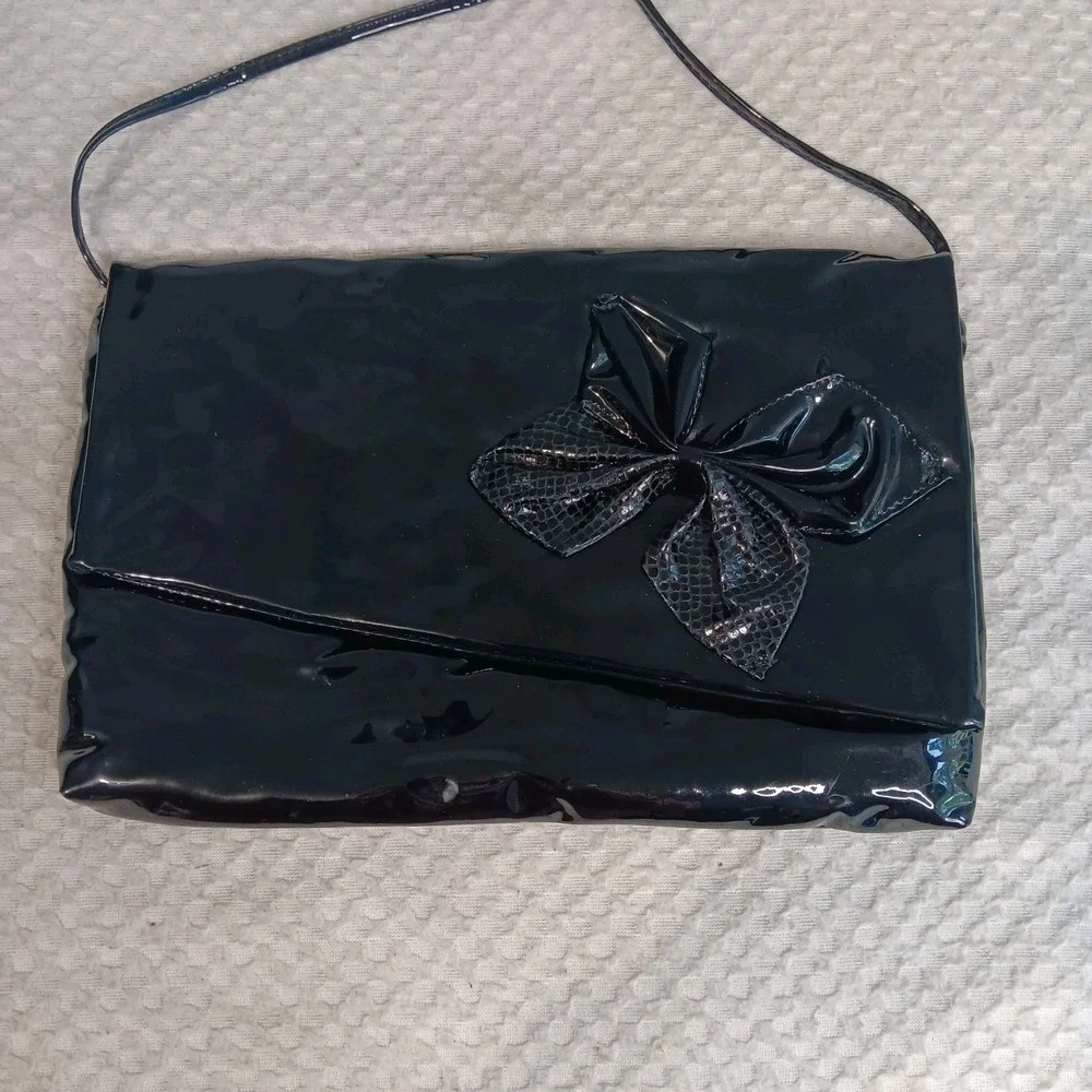Noble Handbags Inc. VTG Genuine Patent Leather Glam Rock Big Bow Cross Body Bag